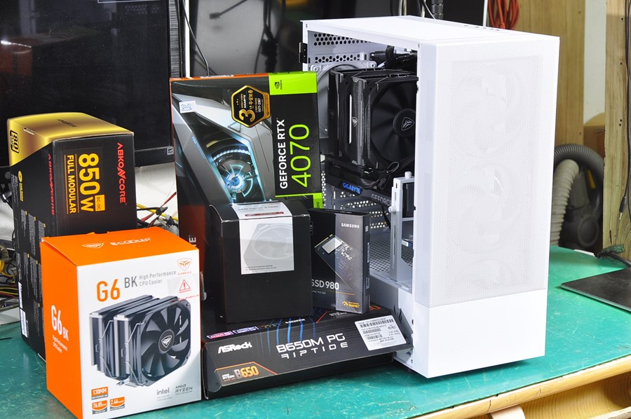 GIGABYTE 지포스 RTX 4070 EAGLE OC D6X 12GB